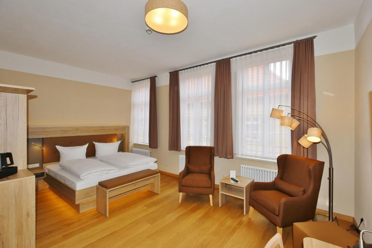 קדלינבורג Hotel Theophano מראה חיצוני תמונה