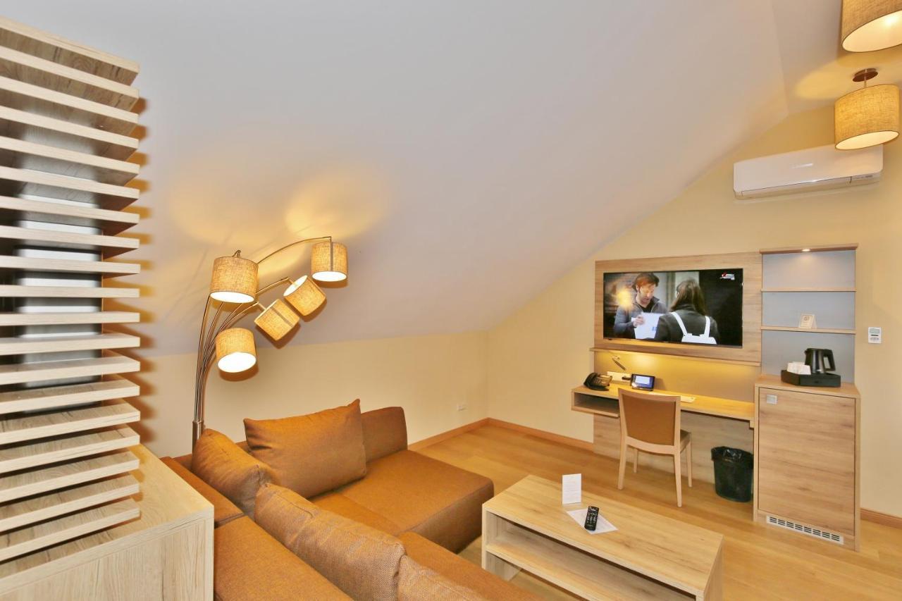 קדלינבורג Hotel Theophano מראה חיצוני תמונה