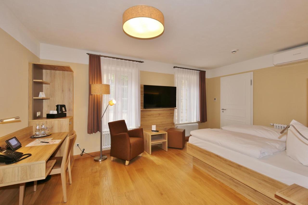קדלינבורג Hotel Theophano מראה חיצוני תמונה