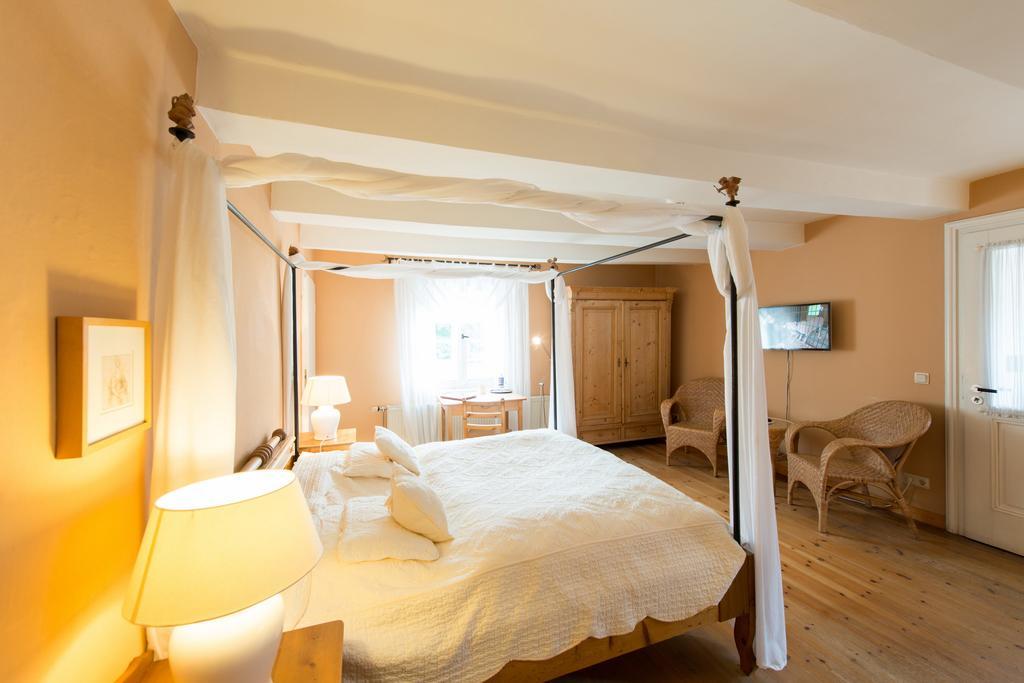 קדלינבורג Hotel Theophano מראה חיצוני תמונה