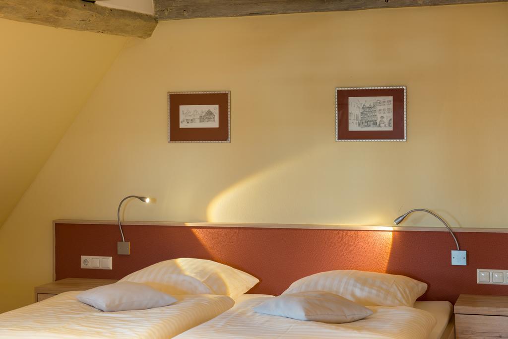 קדלינבורג Hotel Theophano מראה חיצוני תמונה